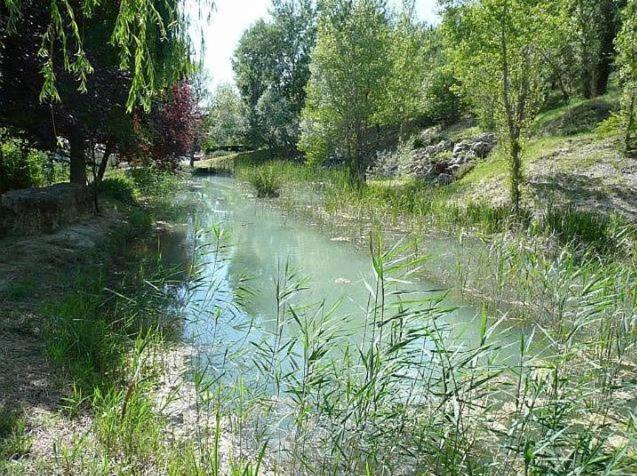 Mazet de vacances dans le Domaine de l'Espaï Saint-Martin-de-Brômes Extérieur photo